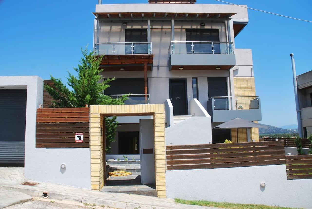 T&A Apartment,Near The Sea. Marathon  Exterior photo